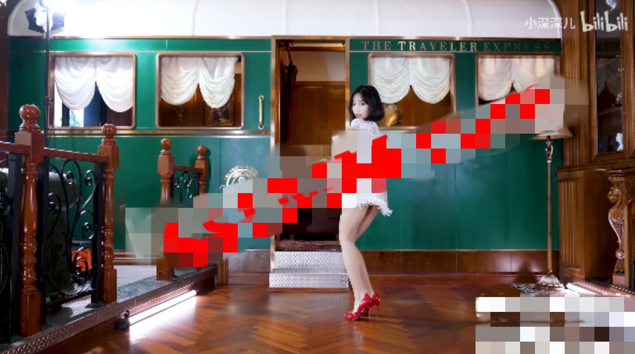 小深深儿被B站下架的珍藏版开火车视频2V/776M