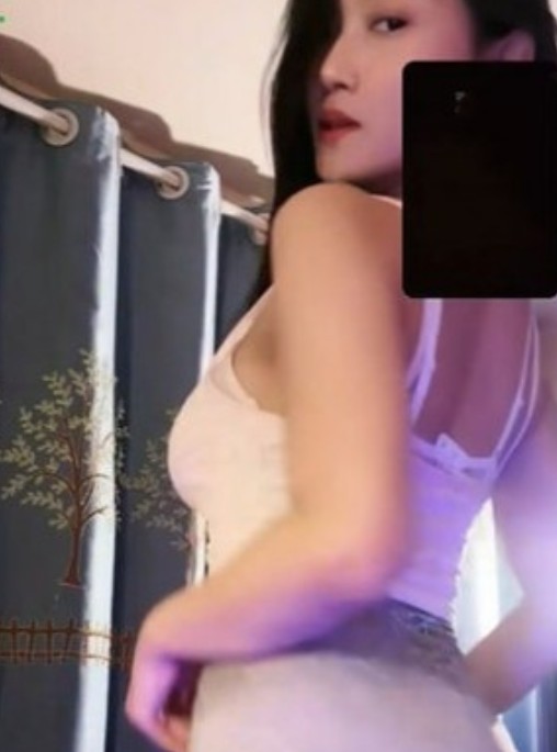 快手丨轩轩子推荐好物 1v1热舞 [1V/983MB]